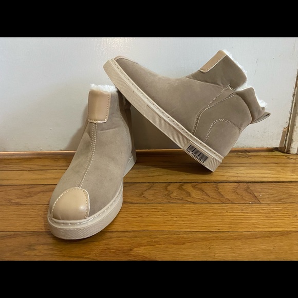 Faux Fur Boots - Picture 2 of 4